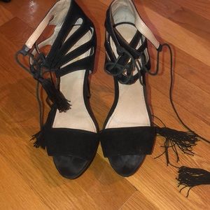 Black suede platform heel